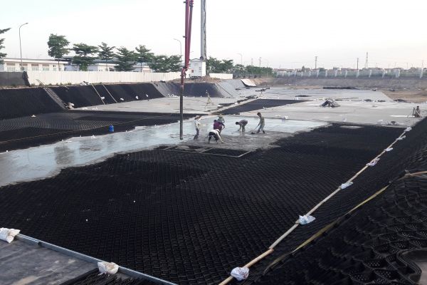 NEOWEB GIA CỐ MÁI HỒ CHỨA NƯỚC KCN VÂN TRUNG - BẮC GIANG