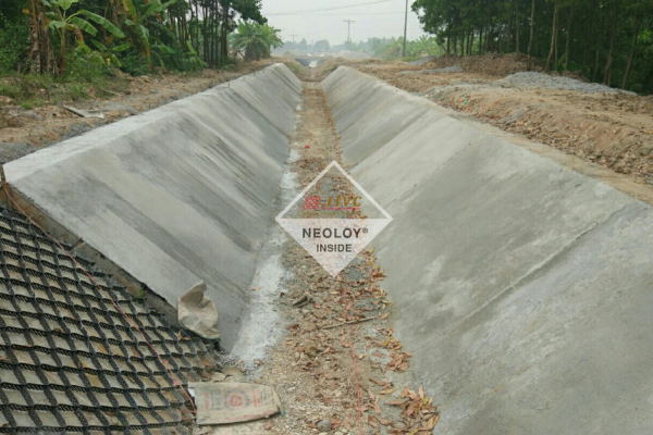 NEOWEB CẢI TIẾN 445-120 – GIẢI PHÁP GIA CỐ MÁI HỒ ĐIỀU HÒA TẠI PHÚ THỌ